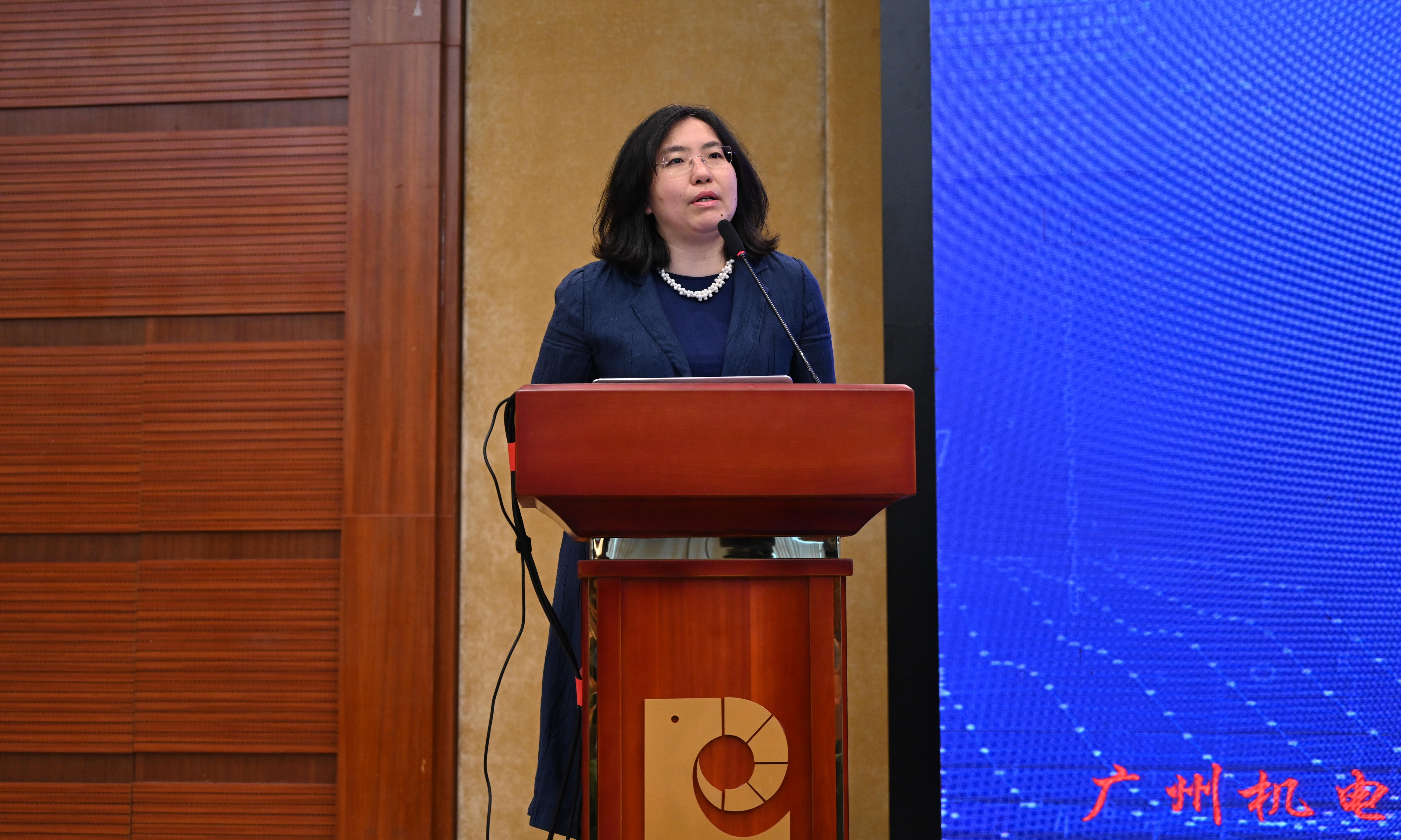5f35f870b5c55.jpg 2-1.jpg